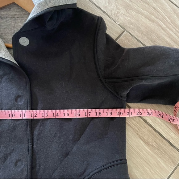 Lululemon Urban Horizons Jacket Reversible Gray Heather Black Midweight Size Med - Picture 8 of 16